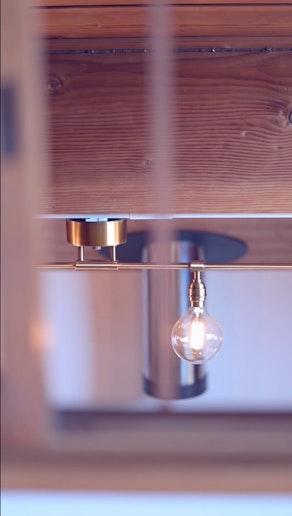 2階寝室から聞こえる、談笑の声。ふとしたときに流れる。良い時間。