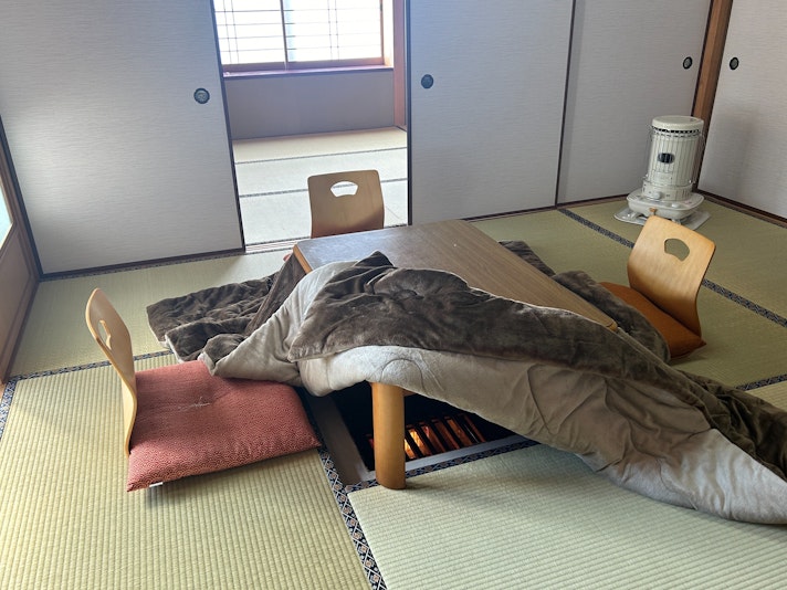 冬は掘りごたつも！