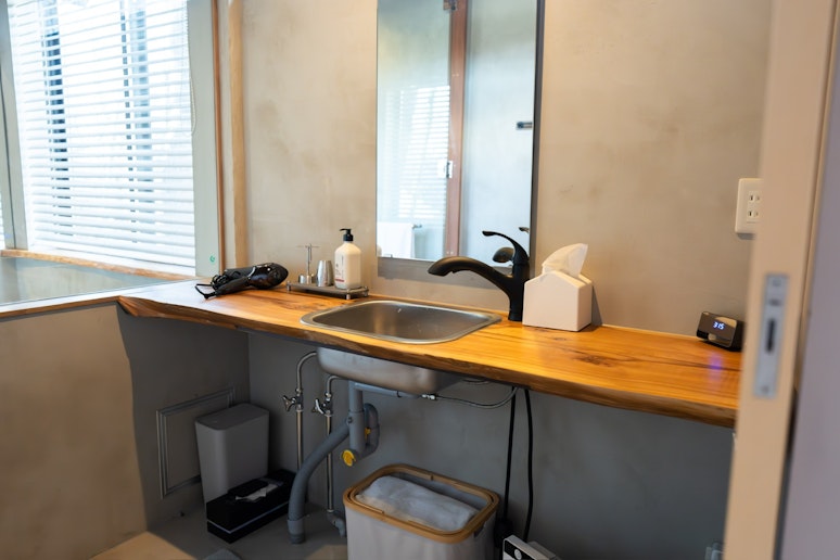 洗濯機、掃除機完備で長期滞在でも快適にお過ごしいただけます。