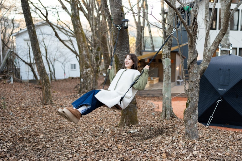 ブランコもあります。大人になってするブランコって贅沢ですよね。