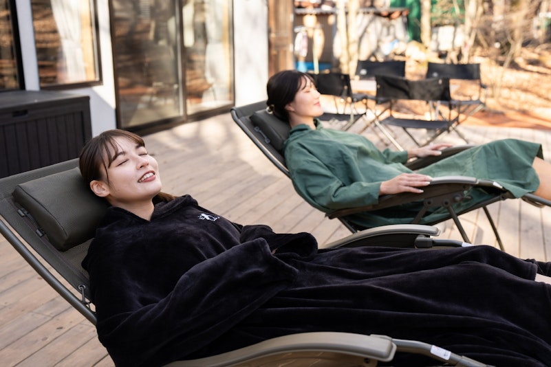 サウナで温まったからだと心を癒し、休憩のひと時にお使いできます。...