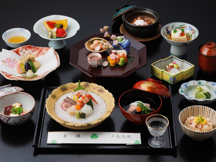 ☆★【6月・7月期間限定】旬の蛸を【尽くし】で「人丸花壇・蛸づくし会席」プラン★【ご夕食はお部屋食】