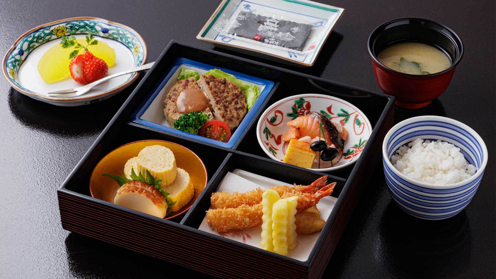 【お得一泊二食プラン】ご夕食ご朝食会場おまかせ！夕食は蛸飯が入りました特別季節御膳　【かけはし】