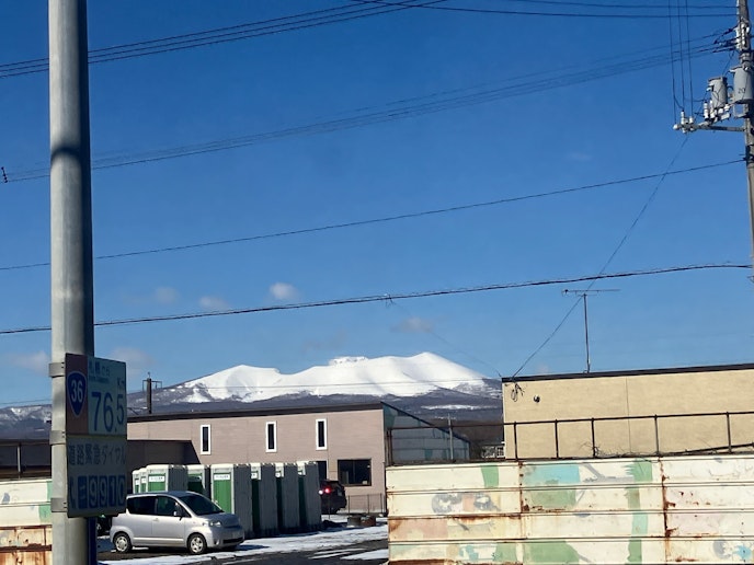 ２Fラウンジから見える樽前山