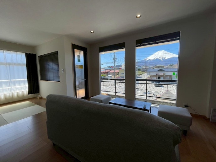 晴れた日は、絶景の富士山をご覧ください。