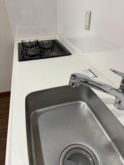 大きな台所周りで使いやすく