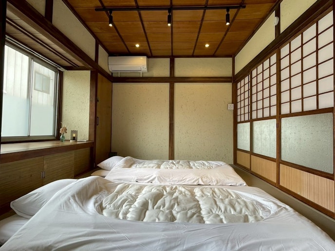 各部屋２セットのお布団がご用意してあります。