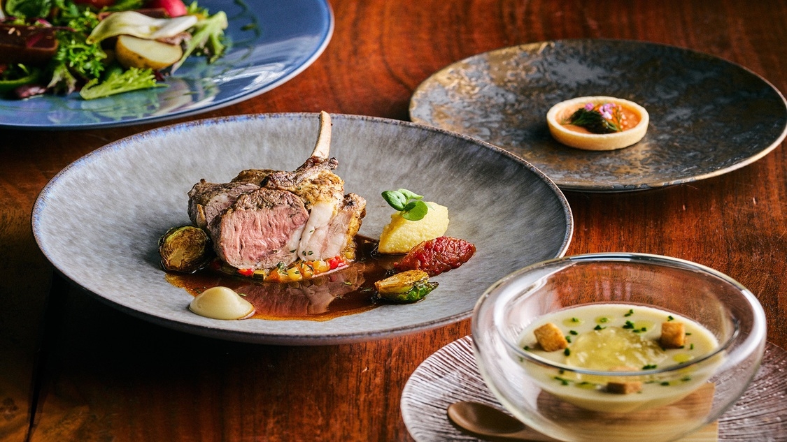 最上階レストランの絶景ディナー＜日〜木曜日限定＞選べる洋食ディナー付きステイ（夕朝食付き）