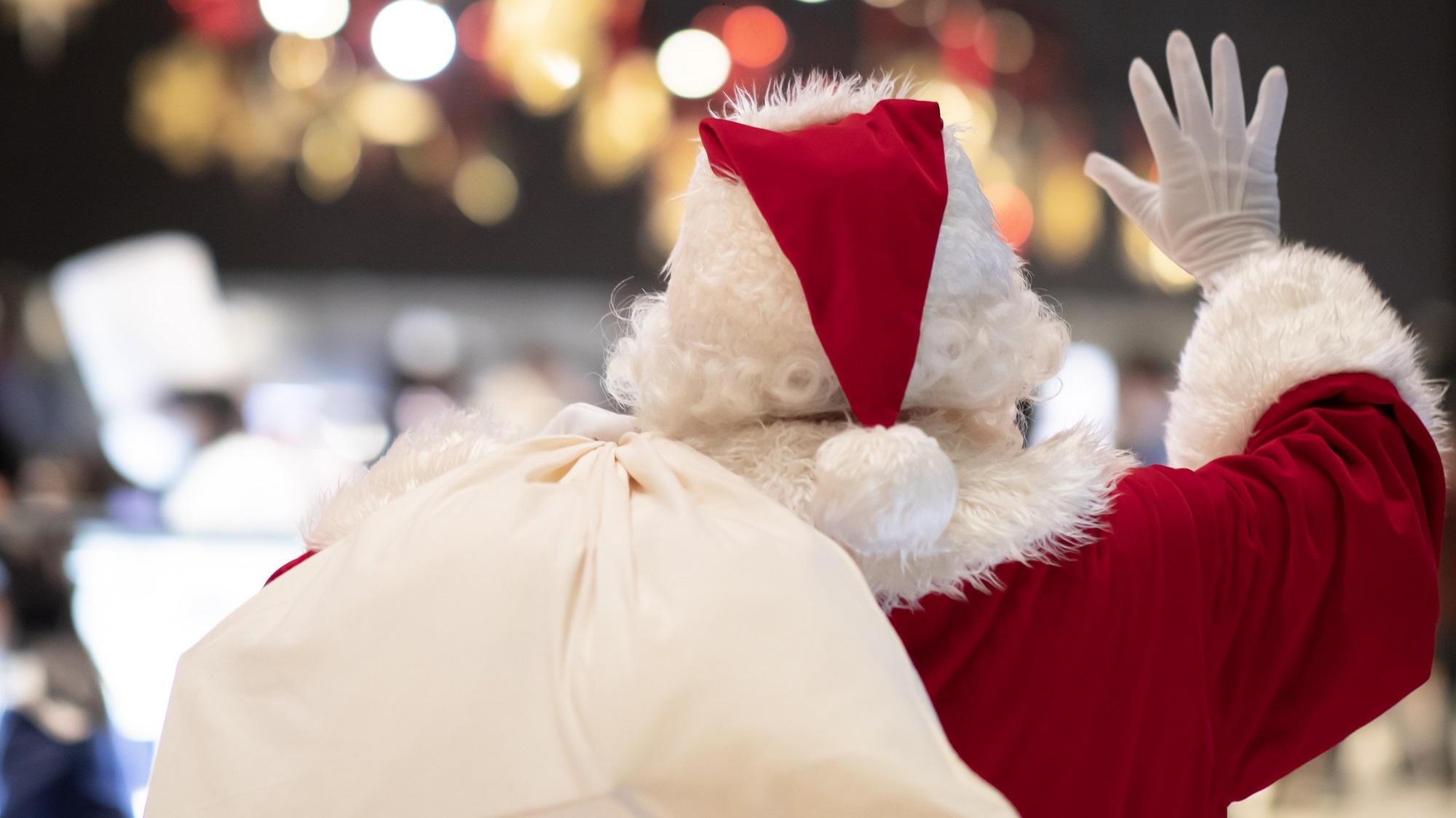 【サンタに会える♪】リュクスダイニングハプナ☆クリスマスディナー＜20〜22時＞付きステイ（夕朝付）