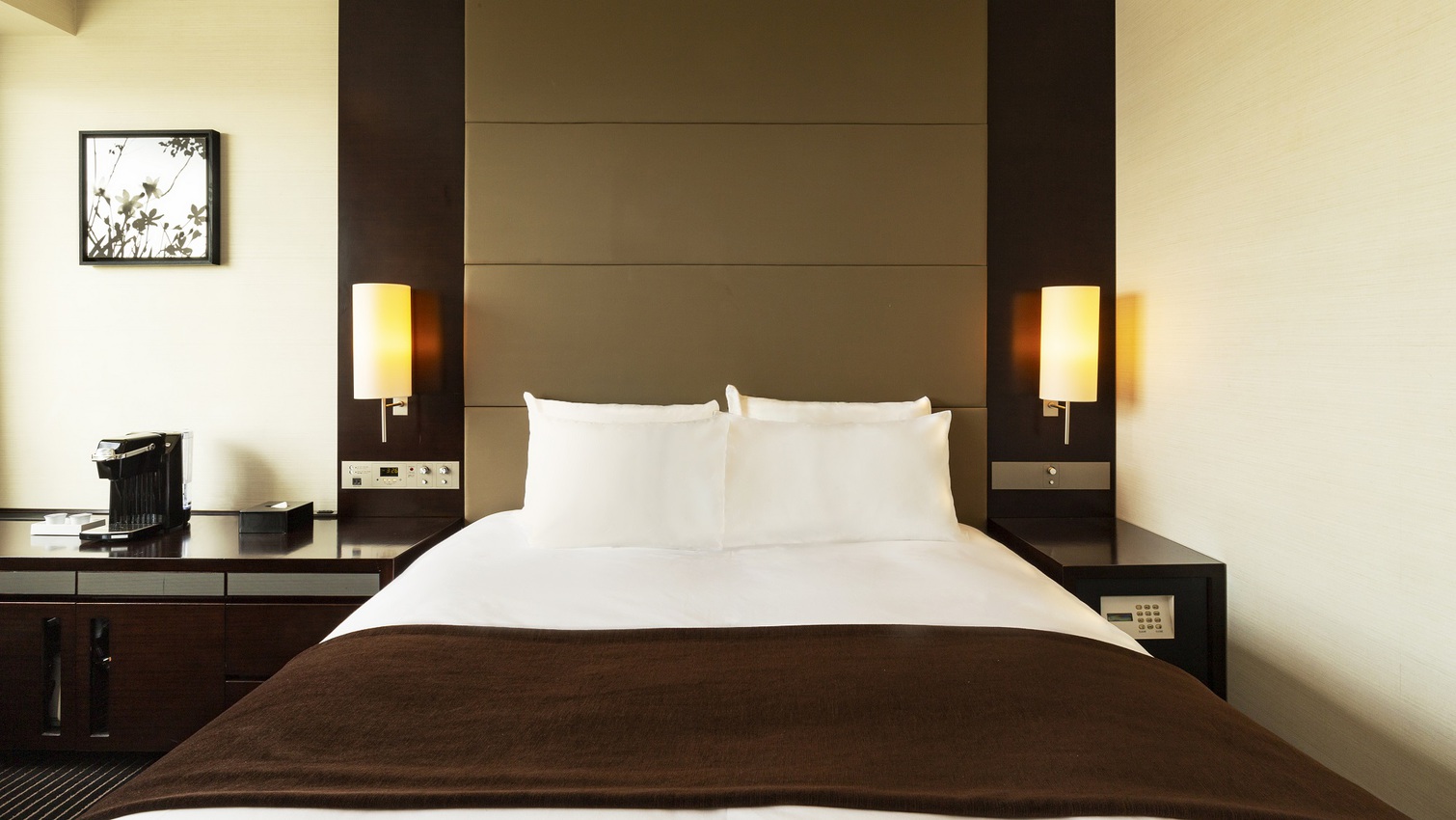 メインタワー ダブル(プレミアフロア35~37階)