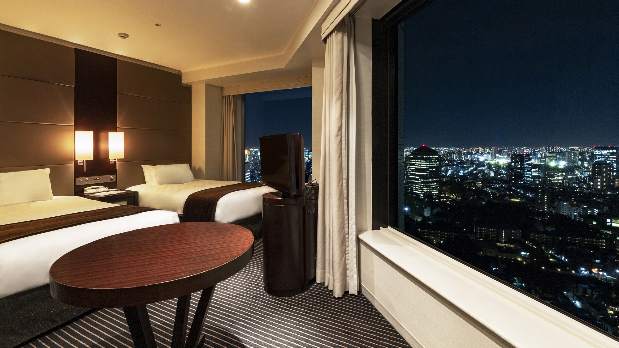 メインタワーコーナーツイン（プレミアフロア35～37階）