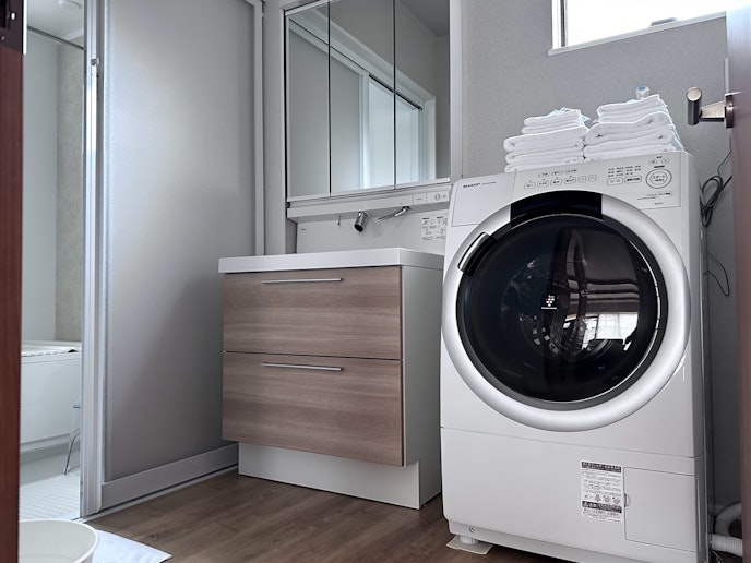 洗濯乾燥機まで備えており、雨が降っていても洗濯物は乾かせます！