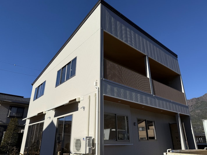 ２階建の新築です