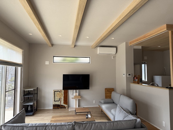 リビングは広々としていて、開放的です。休日の一時を過ごすにはピッタリです。