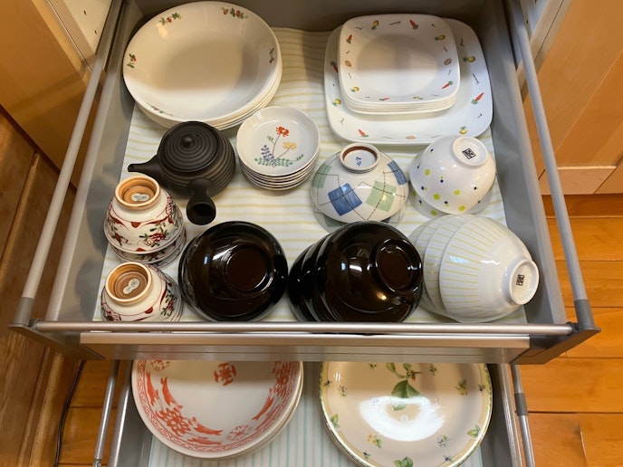 食器類もたくさん揃ってます