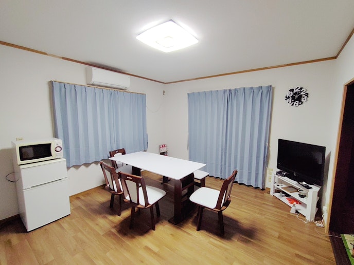 リビングルーム6人掛け