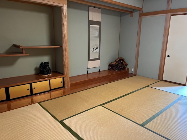 和室「懐かしい人も新鮮な人も」