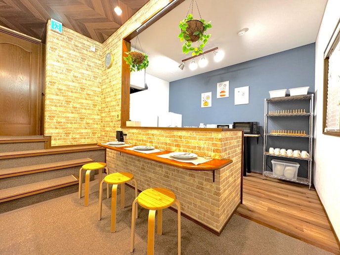 カウンターテーブルでは、キッチンでお料理しながら会話を楽しみながらお食事をご堪能いただけます。