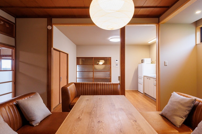 明かり取り窓から朝陽が入ります！