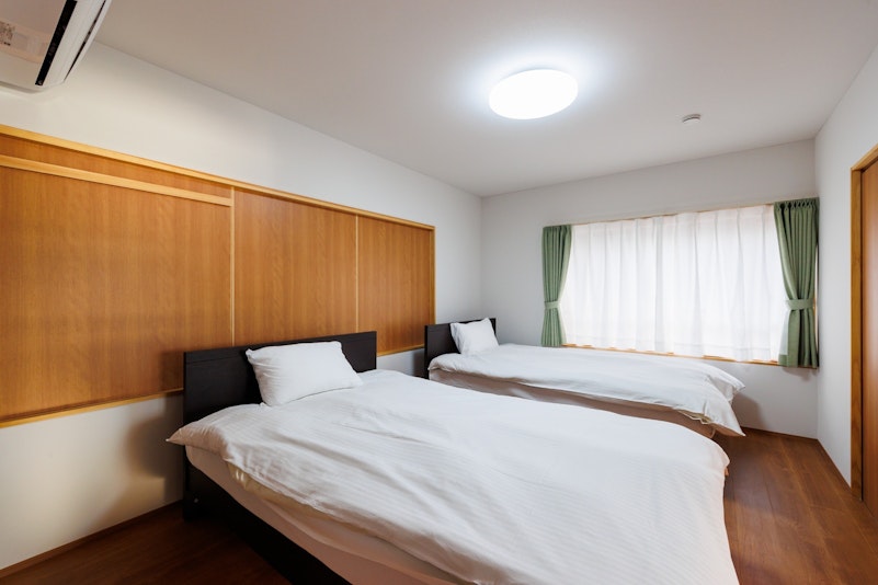 弐号室（寝室）この部屋からも日本海を一望できます！