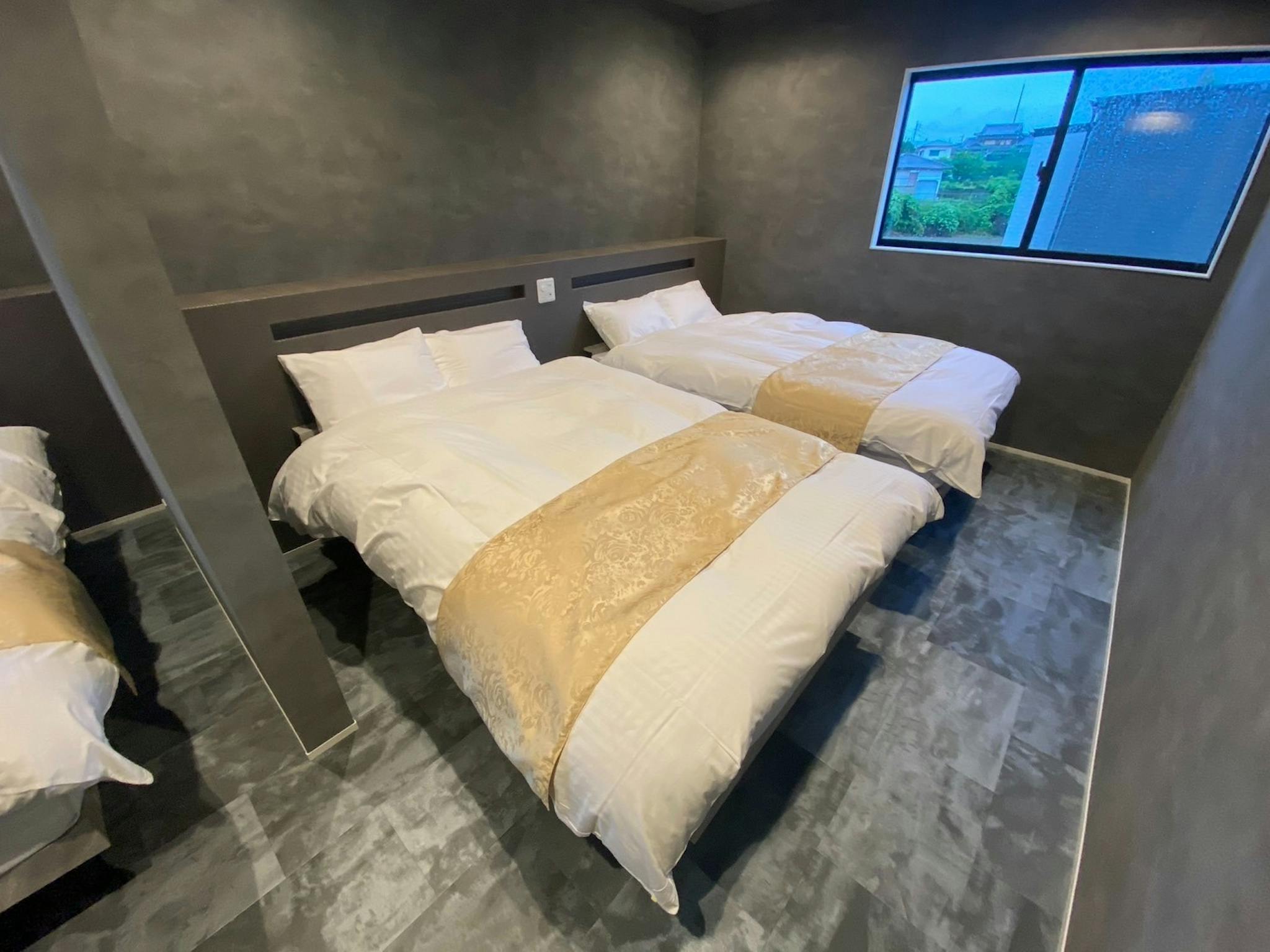 ふかふか羽毛のオリジナル布団です。