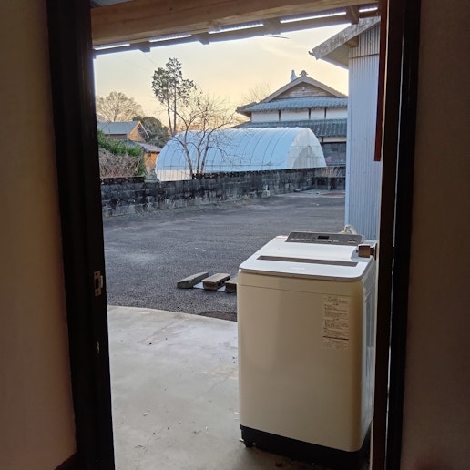 宿の駐車場とつながってます。