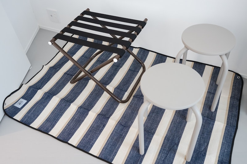 スーツケースや荷物はここに