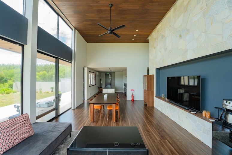 リビングダイニング