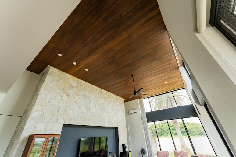 リビングダイニング