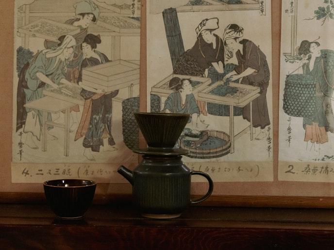 ・【1階・ガーデンルーム】伝統とモダンが融合した居心地のよいお部屋です