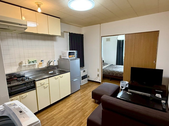 リビングルーム＋キッチン