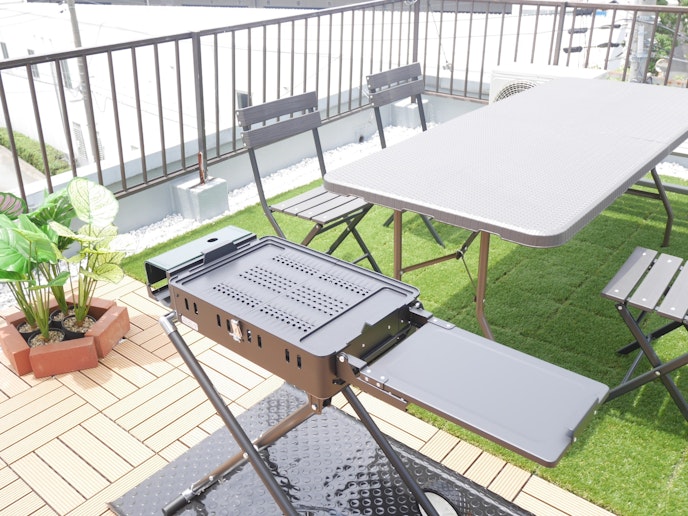 屋上のバーベキュースペースです。 ガスのバーベキューコンロがございます。