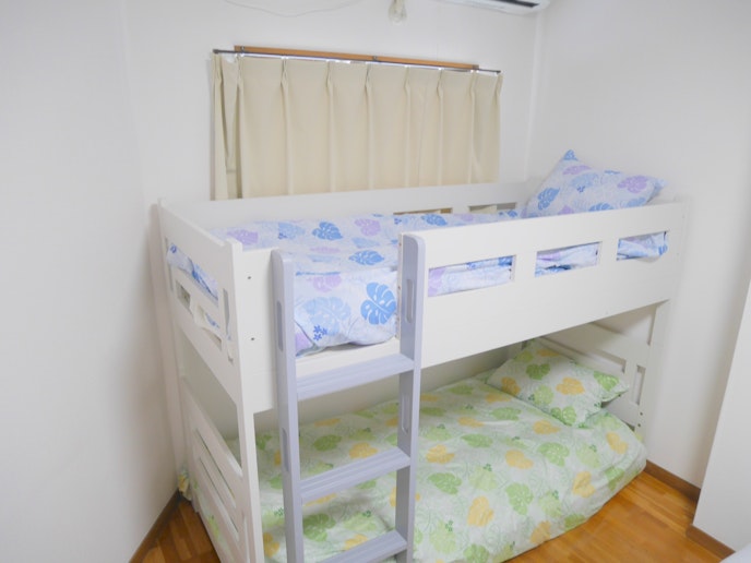 3階のキッズルームの2段ベッドです。 ※2普段ベッドはお子様用のサイズとなっております。