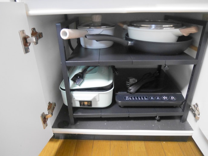 調理器具は充実しております。 BRUNOホットプレート ポータブルIHコンロ 鍋、フライパン...