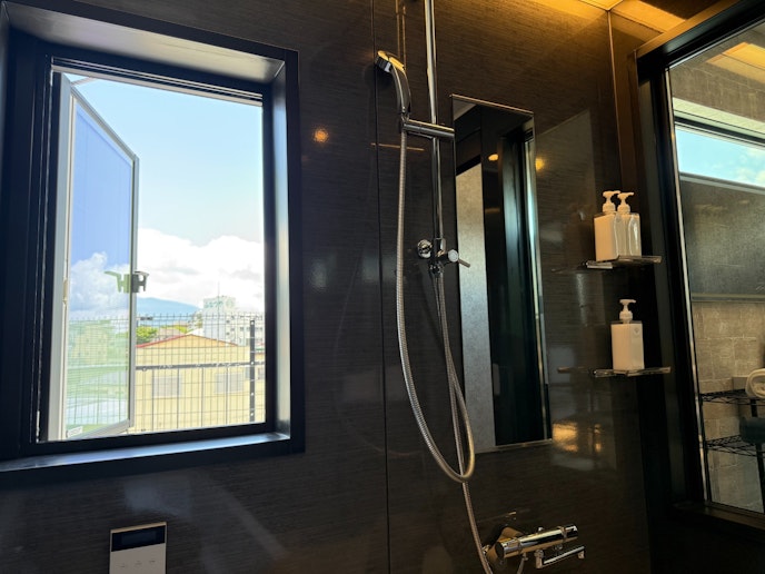 窓付き浴室は珍し物