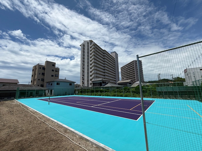 専用テニスコート