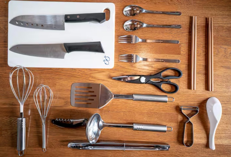 一通りの調理用品があります。