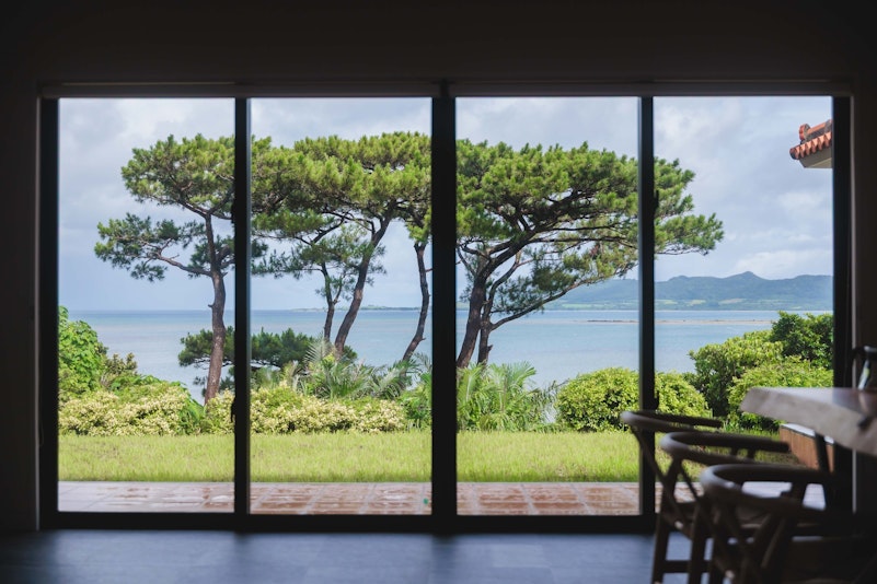 リビングからの海