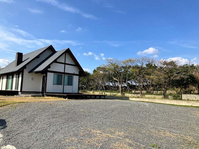 駐車場。6台も止められる。