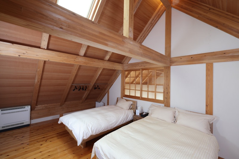 ベッドルーム　1