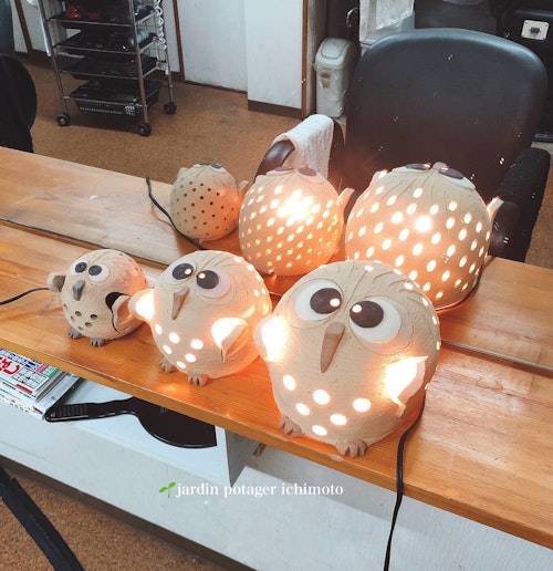 趣味のフクロウの陶器
