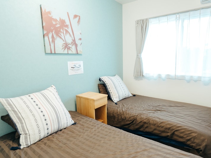 ・【寝室2】シングルベッド２台&times;2部屋を完備しております