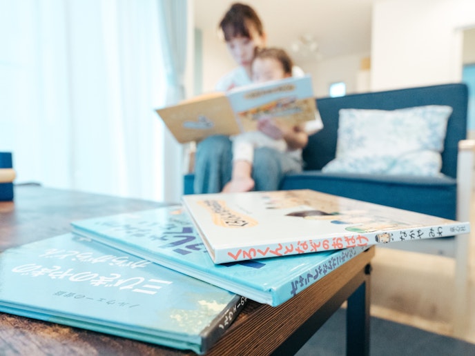 ・【絵本】旅先でも絵本を。おやすみ前に親子の時間を大切に過ごすことができます