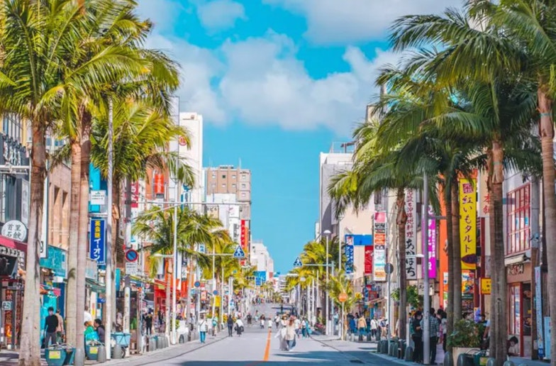 国際通り 車で10分