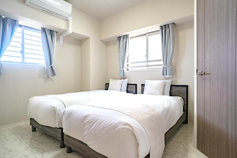 BED ROOM 2 (Single Bed&times;2)　