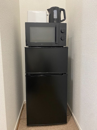 冷蔵庫、トースター、ケトル