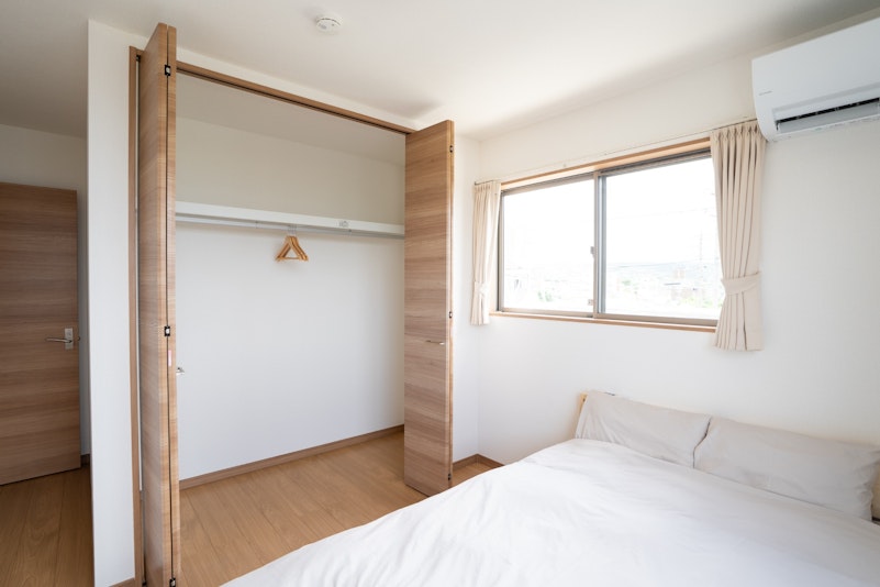 寝室1　クローゼット