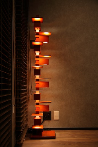 洗練されたデザインの間接照明が上質な空間を作り上げます。