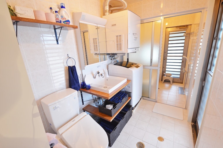 トイレ２・ランドリースペース・バスルーム