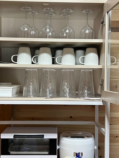 豊富に揃った食器類